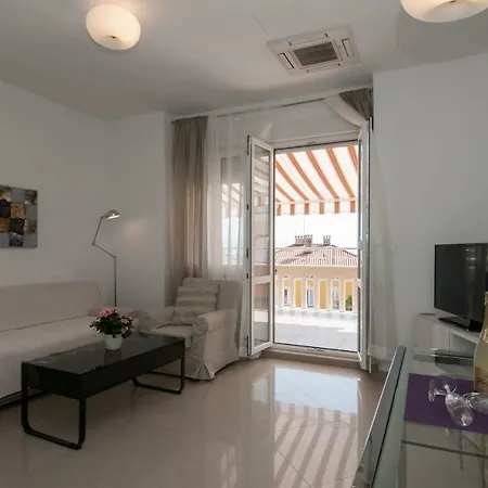 Iva, Opatija Centar Apartment Exterior photo