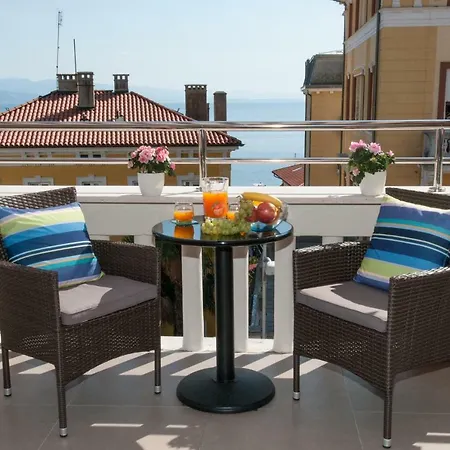 Iva, Opatija Centar Apartment Exterior photo
